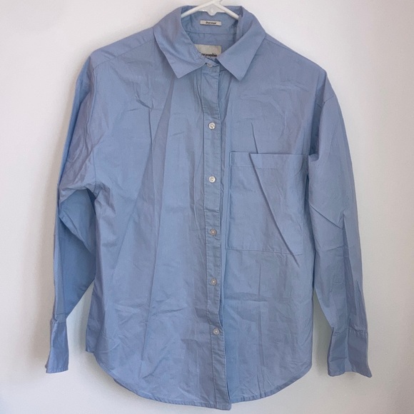 Abercrombie & Fitch Tops - Abercrombie & Fitch Women's Light Blue Button-Down Shirt